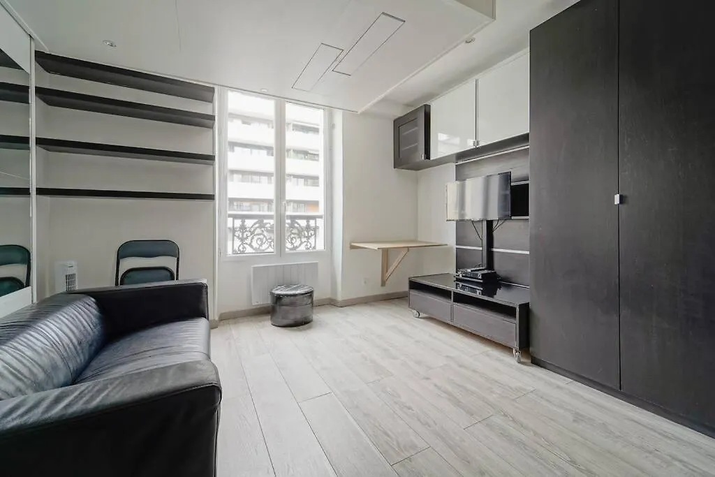 Doorman - Parisian Apt Historic Gem - Top Location